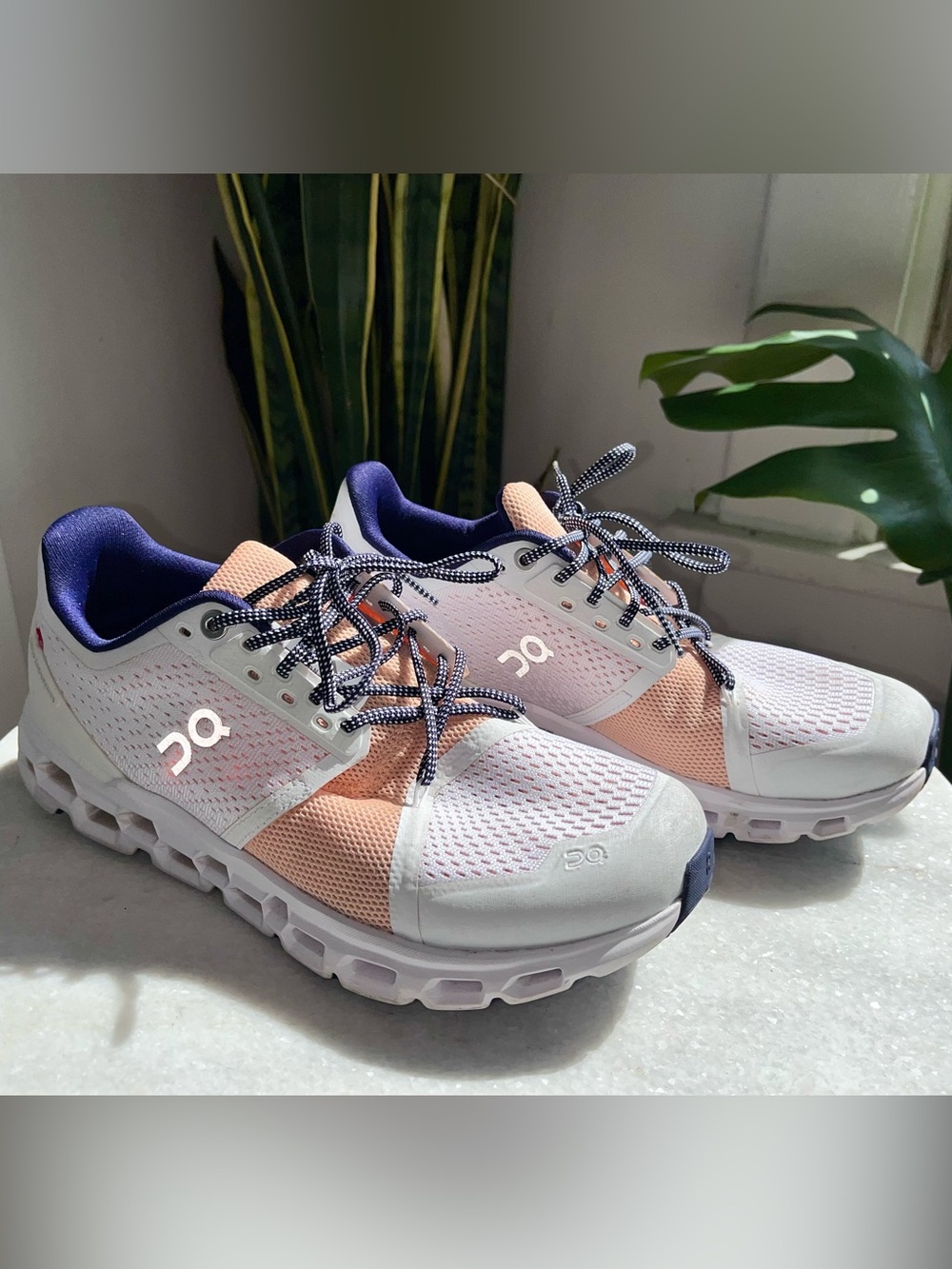 On Running Women's Cloudstratus Road Running Shoes